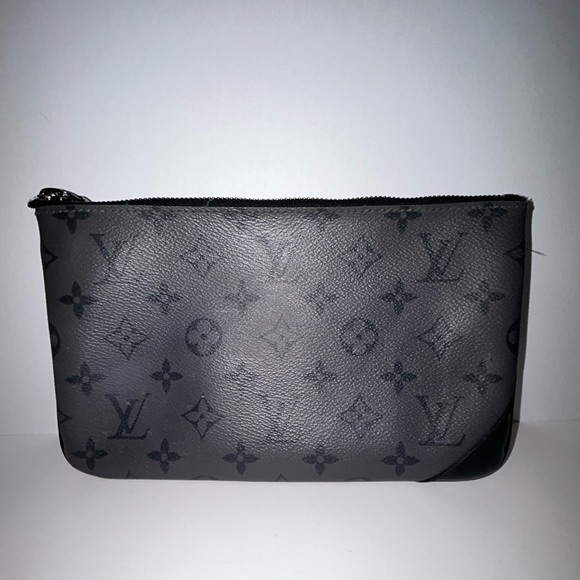 Louis Vuitton Monogram Eclipse Reverse coated canvas - Picture 3 of 8